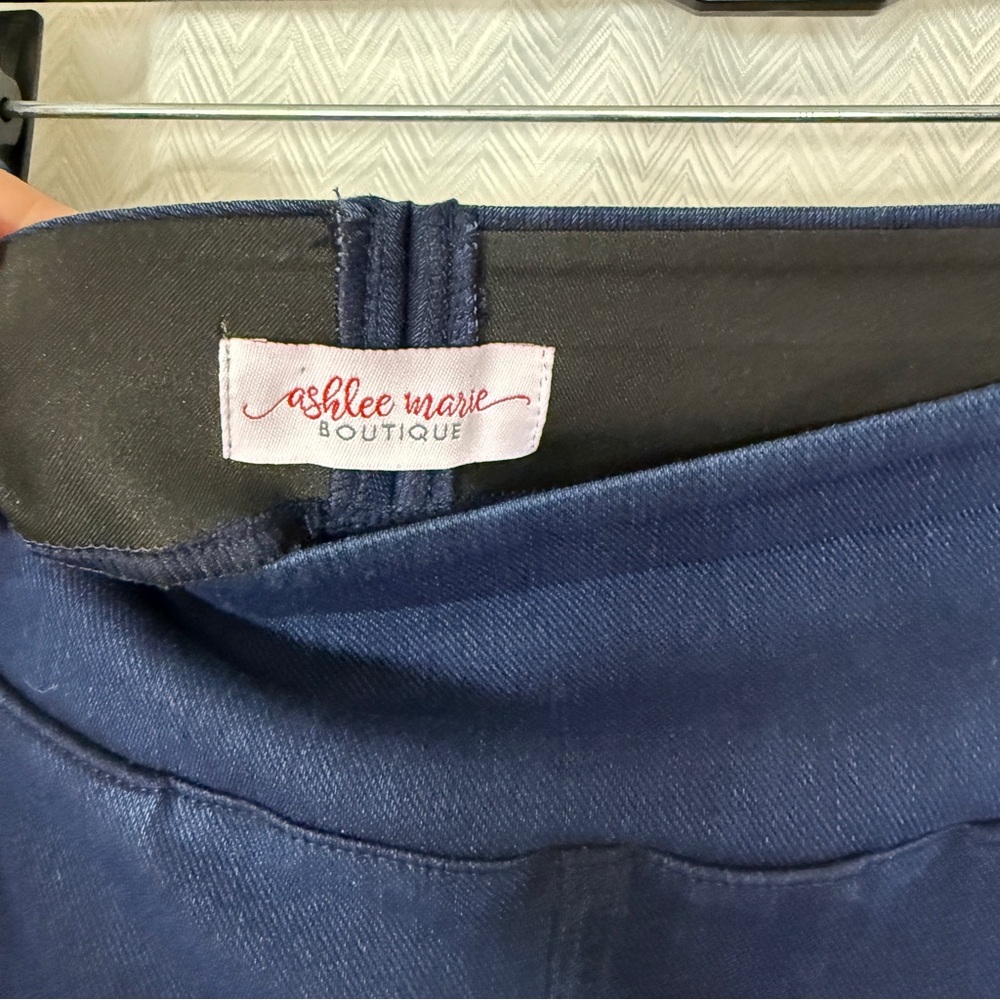 Ashlee Marie Boutique Wide-Leg Pull-On Denim-Look Trousers Size XL - Picture 2 of 6